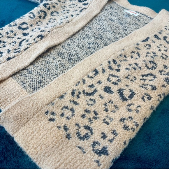 Cat & Jack Tan and Black Leopard Cardigan - Picture 4 of 10